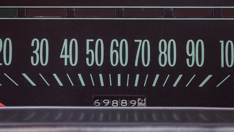El MÉTODO, es la clave de VENTA A close up of a speedometer on a vehicle