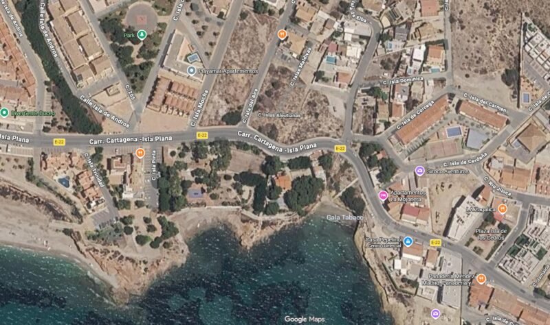 Oportunidad 146 m². Terreno edificable en Isla Plana - (Mazarrón)