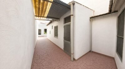 CASA A REFORMAR A MTS DE LA BIBLIOTECA EL PALMAR