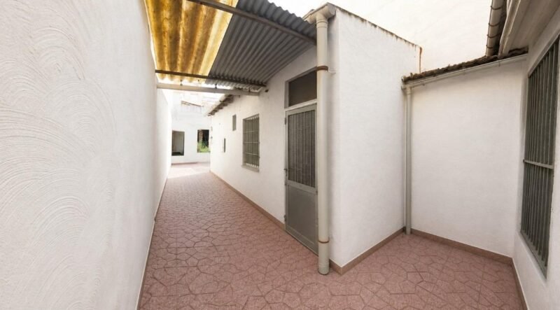 CASA A REFORMAR A MTS DE LA BIBLIOTECA EL PALMAR